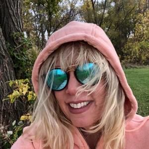 Meet your Posher, Marsha